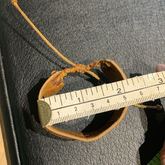 100% Leather & Snake Skin Adjustable Bracelet - Picture 9 of 9